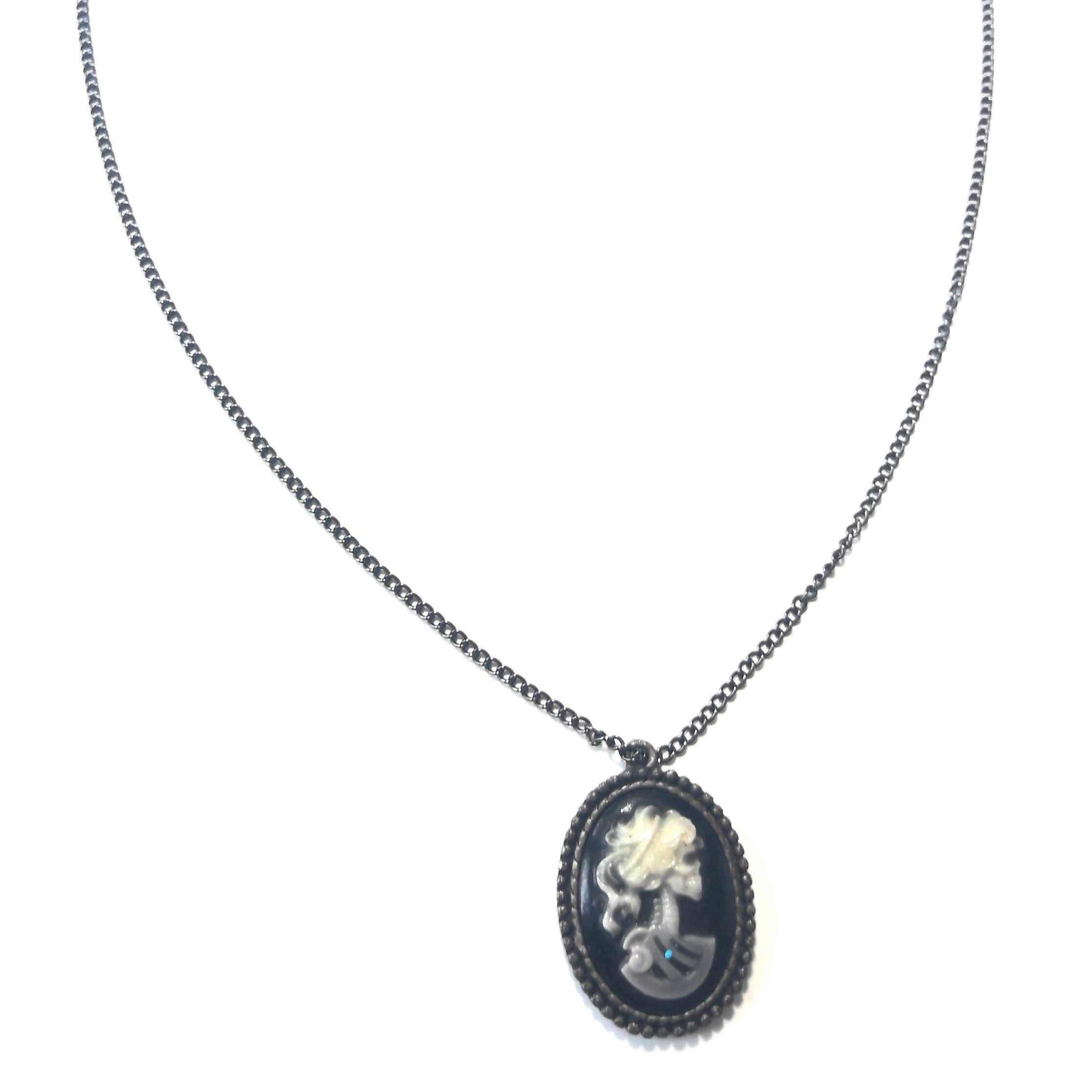 Antique skull portrait necklace sabrosura creativa
